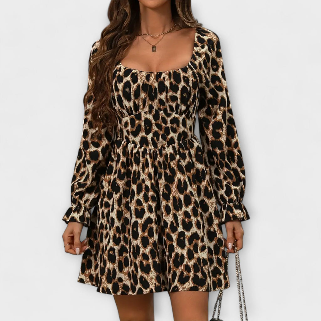 Catarina - Short Dress with Leopard Print