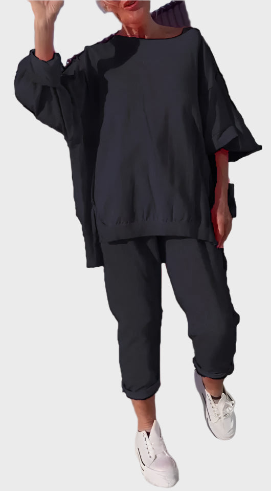 Set with Round Cutout