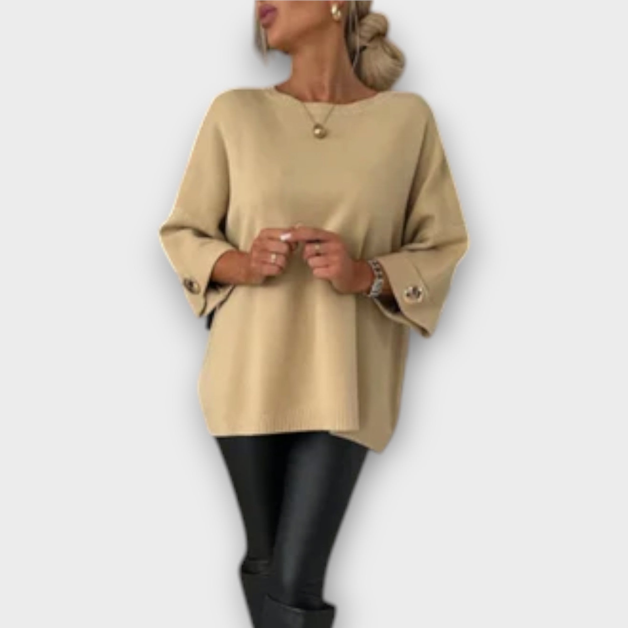 Izabelė - Elegant Knitted Blouse