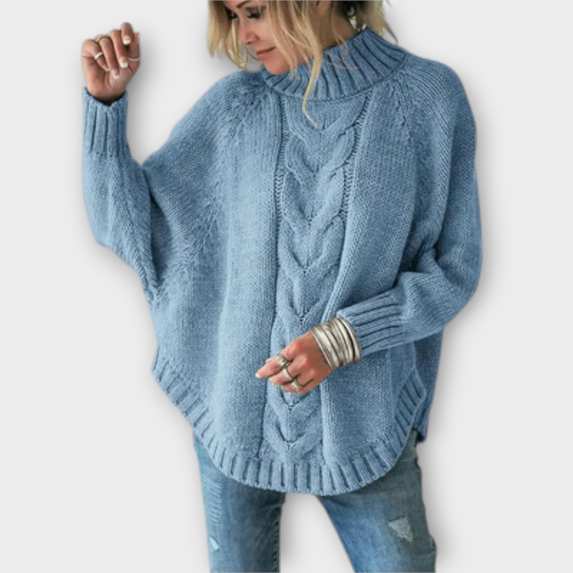 Elysian - Sweater with Cable Knit Design