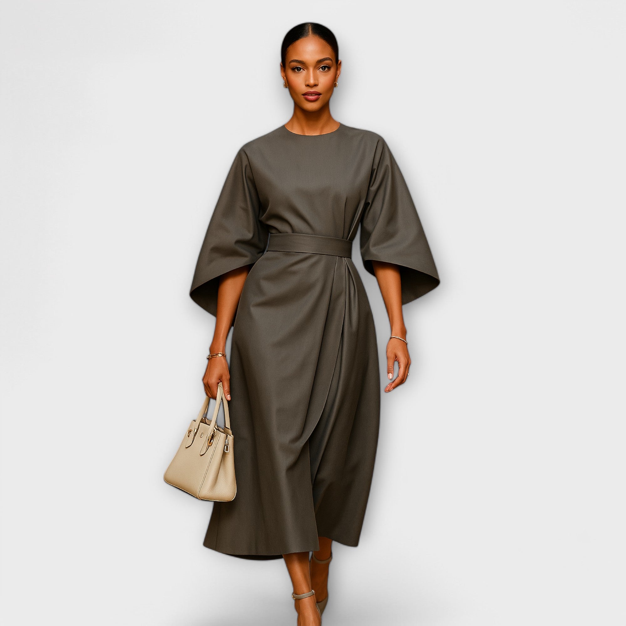 Sonia - Elegant Dress with Sleeves