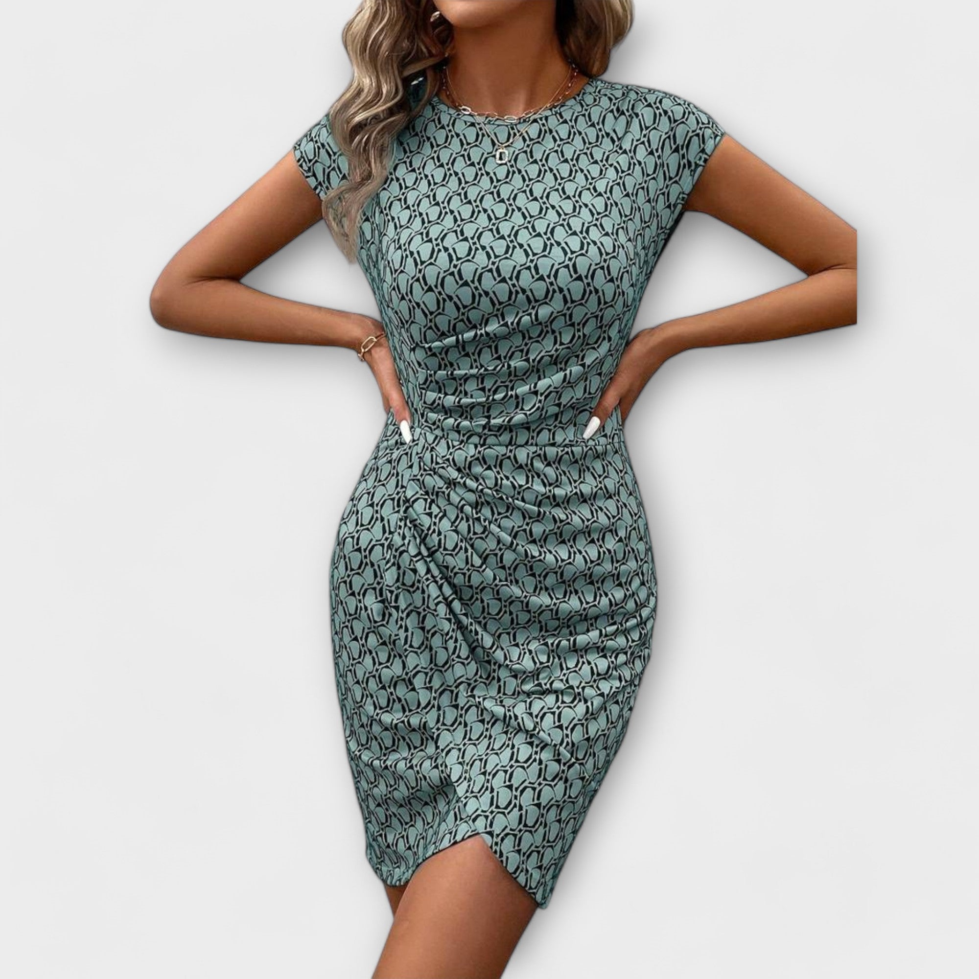 Patrícia - Tulip Dress with Short Sleeves