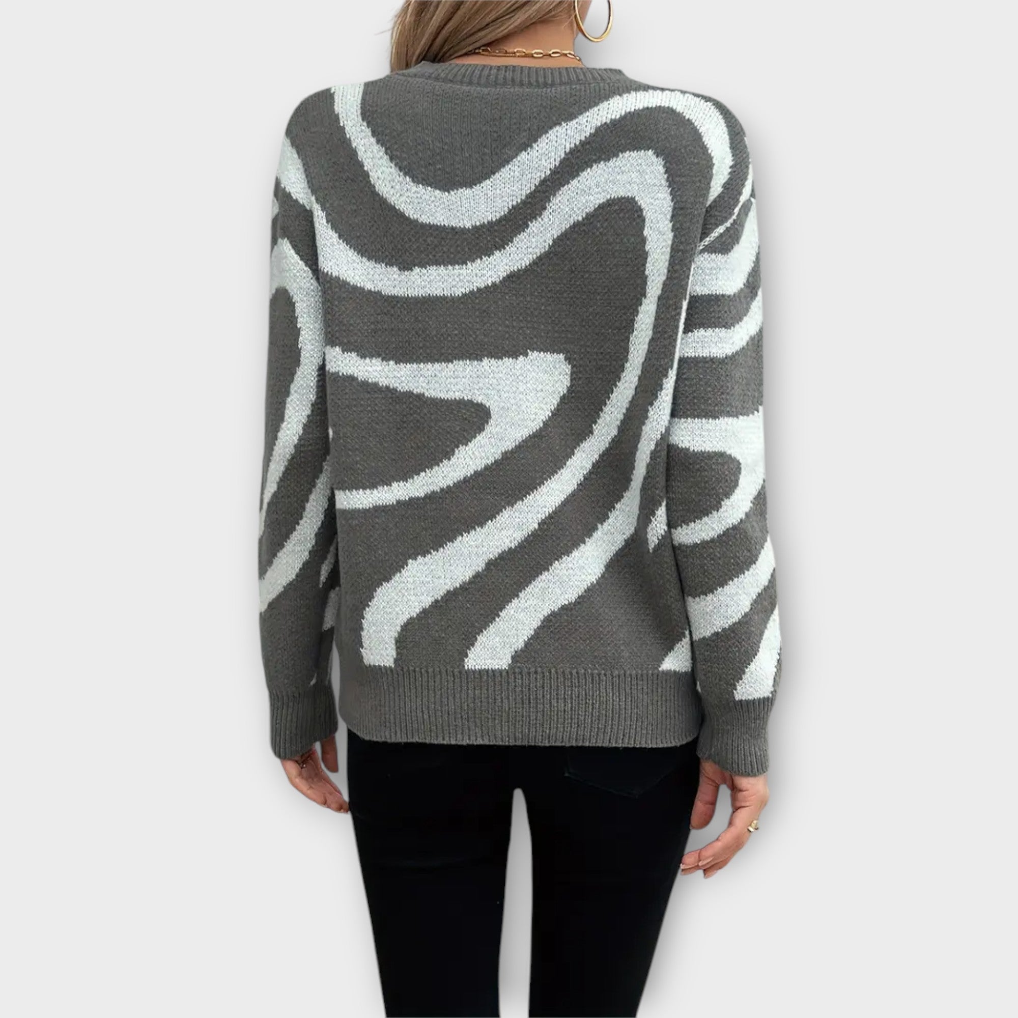 Larisos - Comfortable Sweater