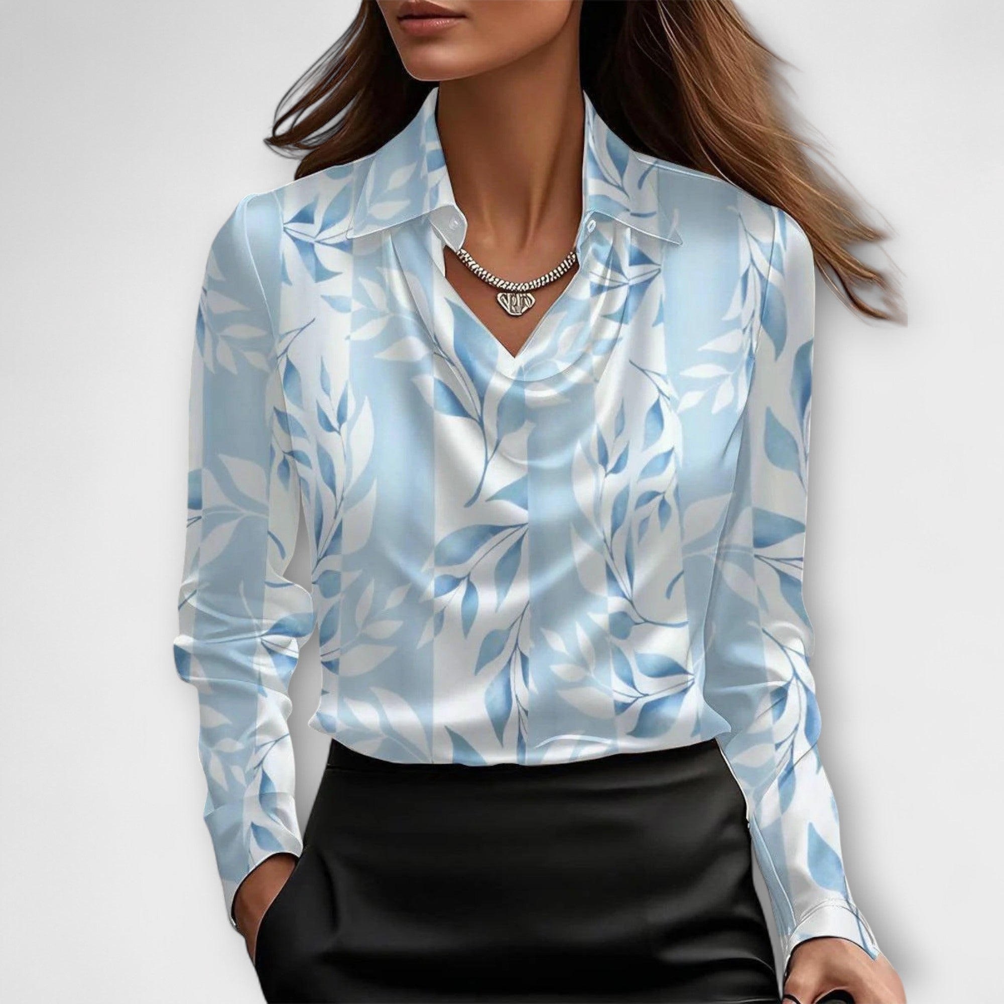 Indrė - Shiny Blouse