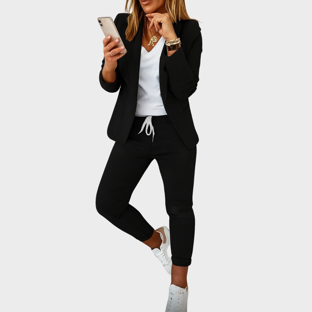 Lina – Exclusive Suit