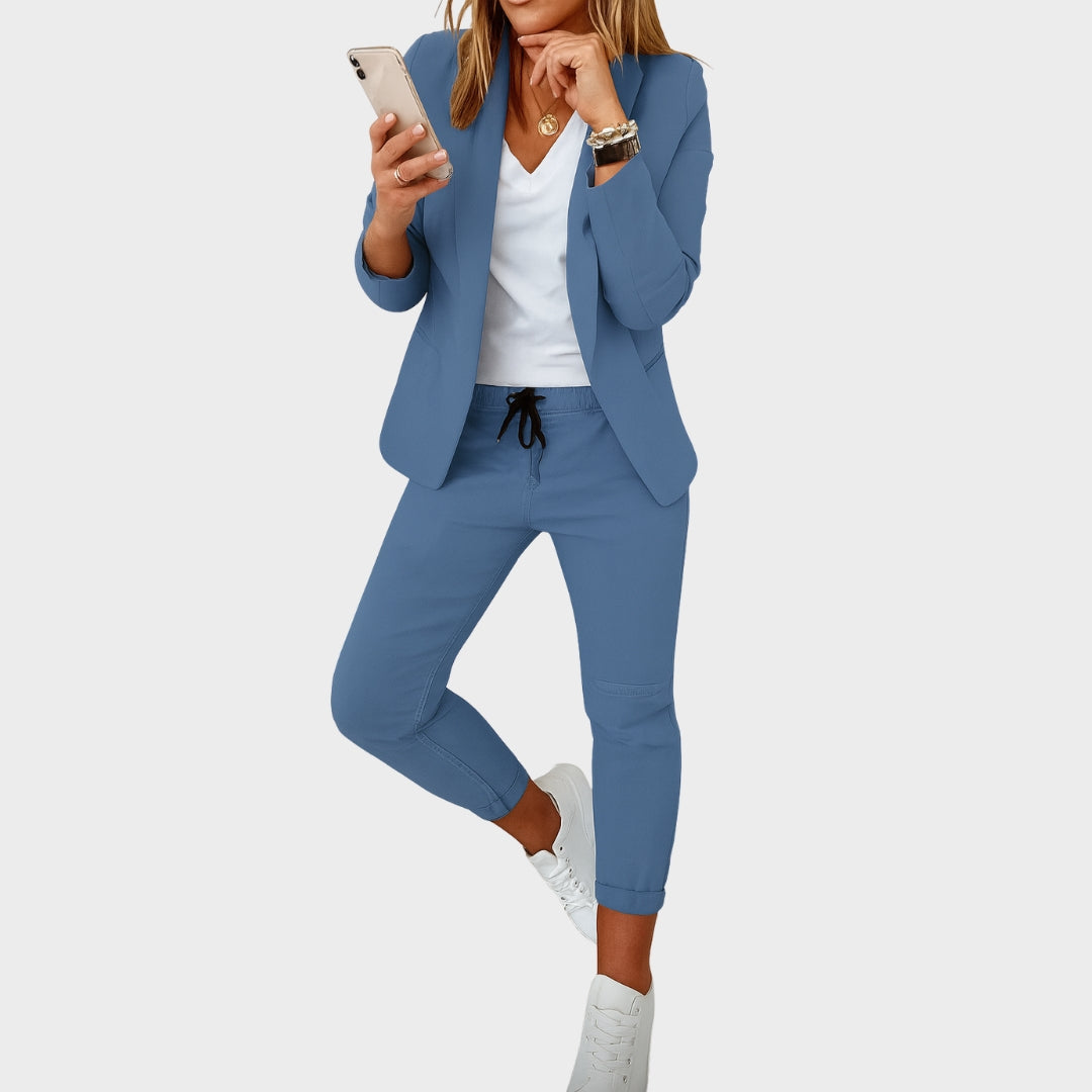 Onutė – Exclusive Suit