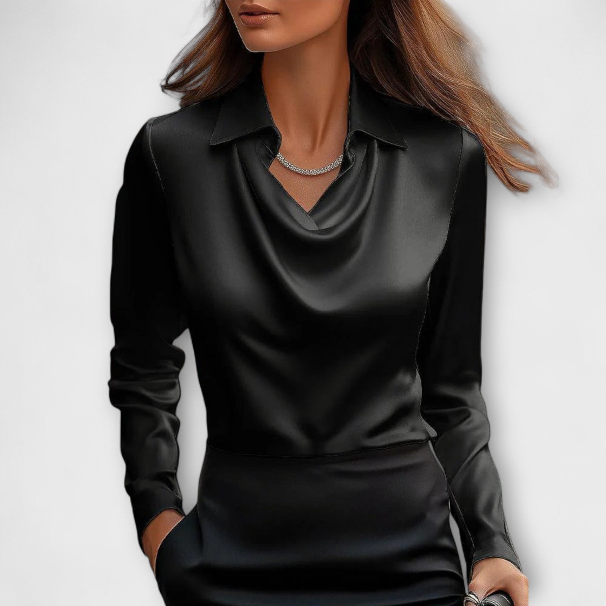 Indrė - Shiny Blouse