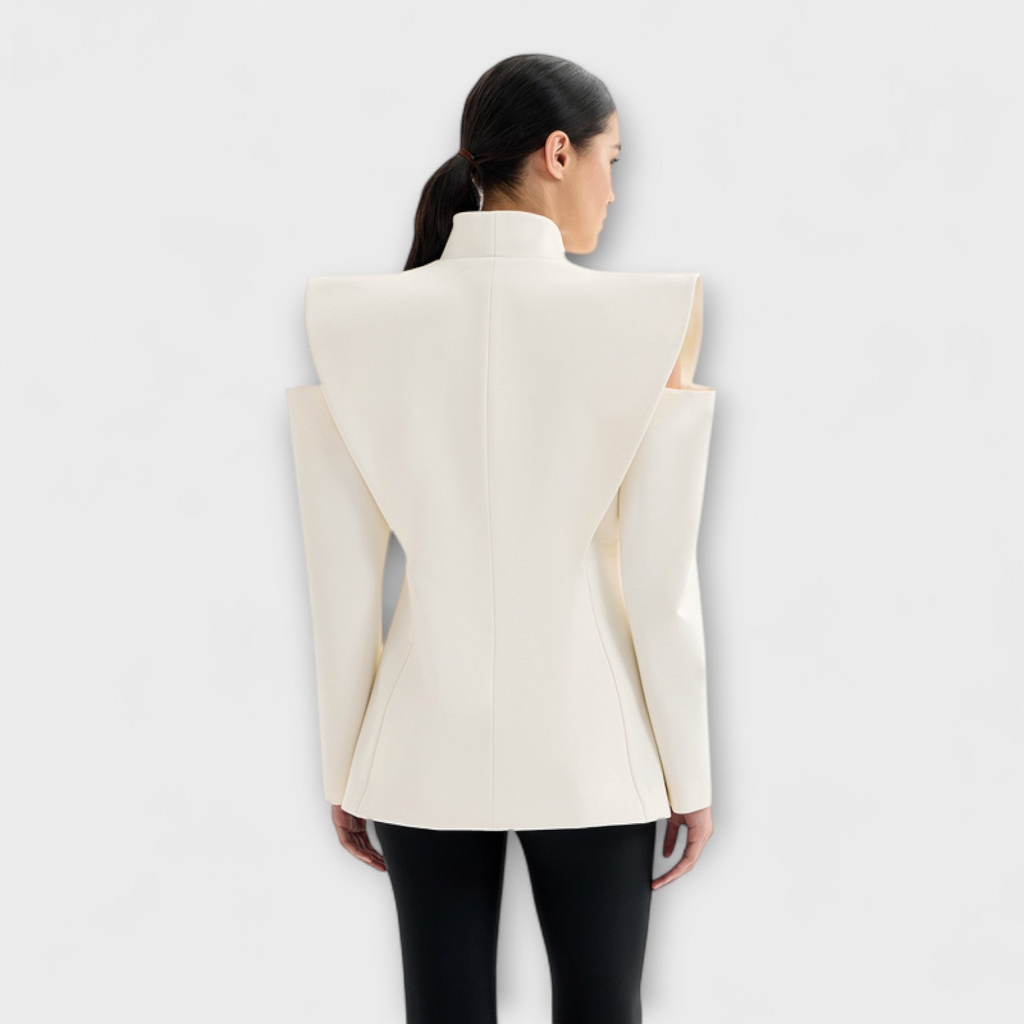 Valerija - Sculptural Shoulder Jacket