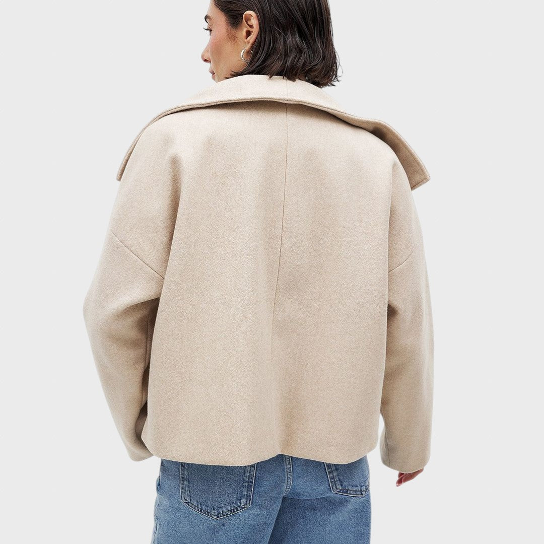 Arina | Short Wool Jacket with Double Closure