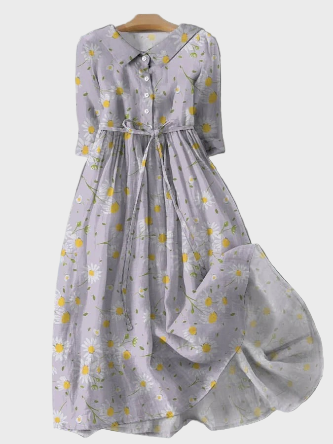 Beautiful dress with daisies
