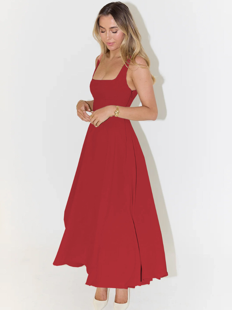 Elegant Midi Dress with Romantic Silhouette