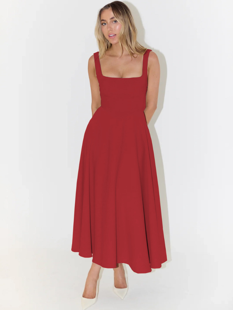 Elegant Midi Dress with Romantic Silhouette