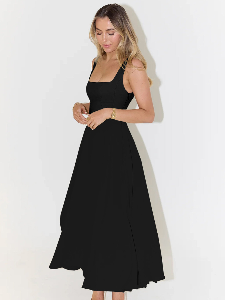 Elegant Midi Dress with Romantic Silhouette