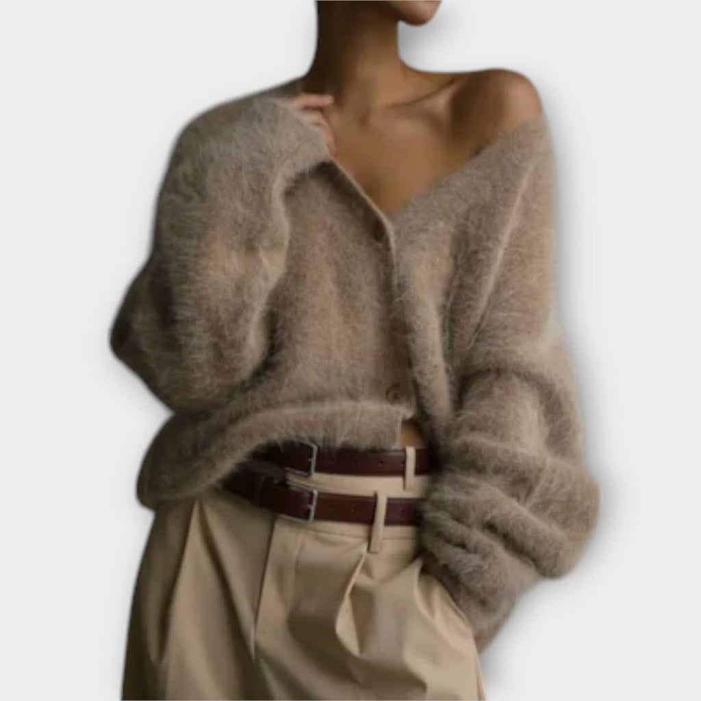 Dalia - Elegant Cardigan