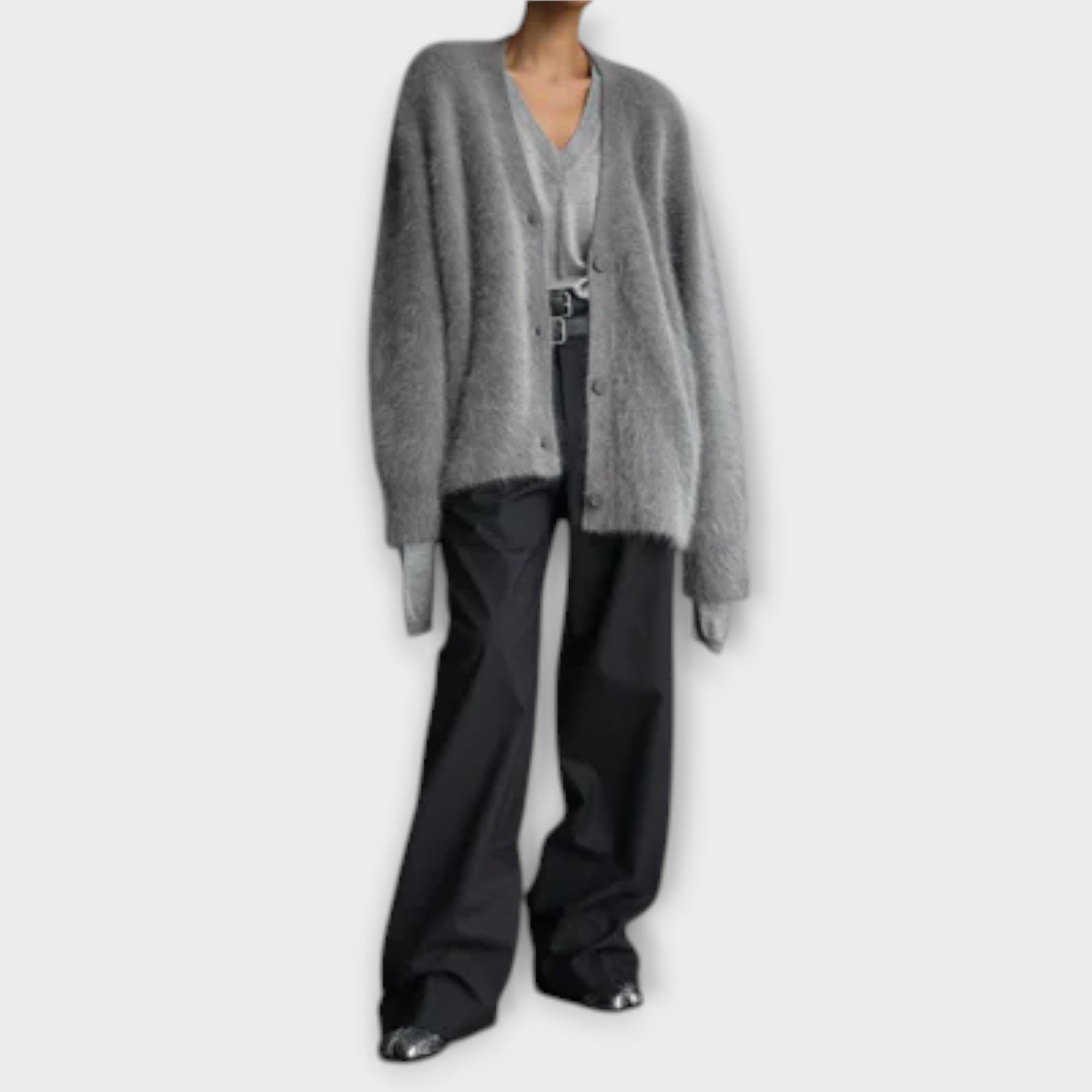 Dalia - Elegant Cardigan