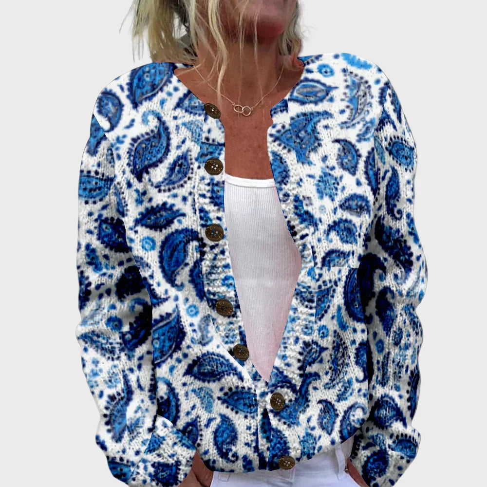 Elegant Knitted Vest with Pattern
