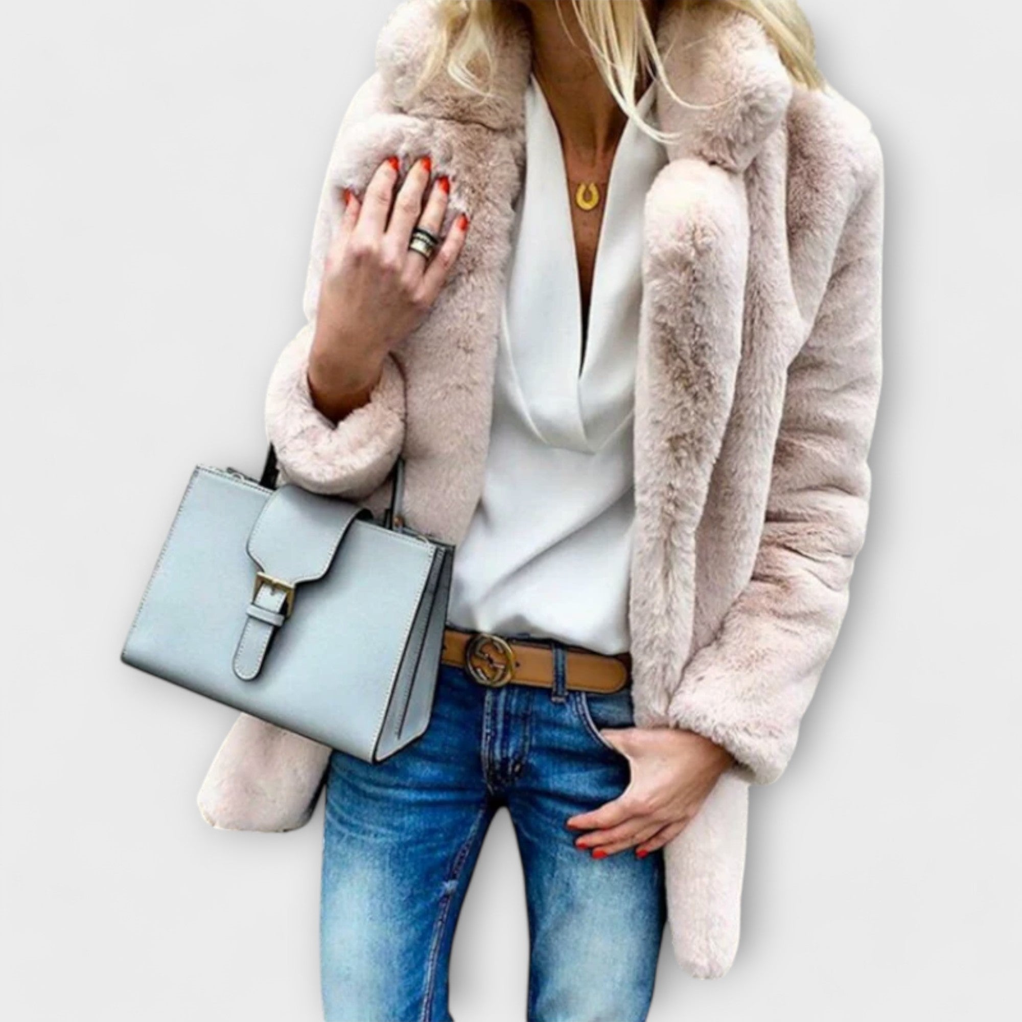 Lūna – Warm and Fluffy Winter Jacket