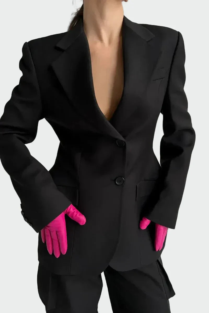 Blazer with Distinctive Line and Buttons