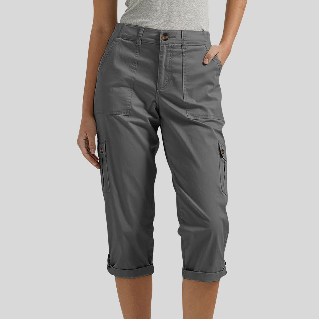 Casey - Relaxed Fit Cargo Capri Pants