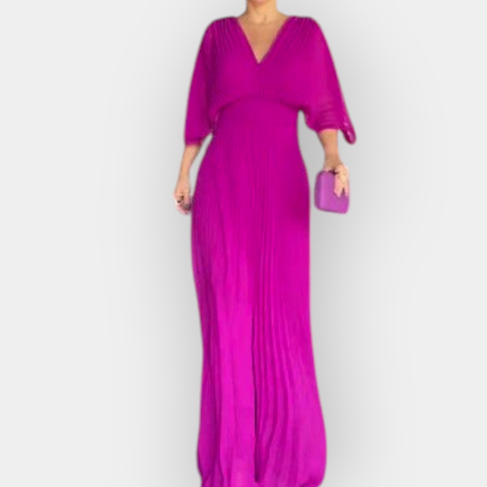 Stylish Pleated Dress with Elegant Line
