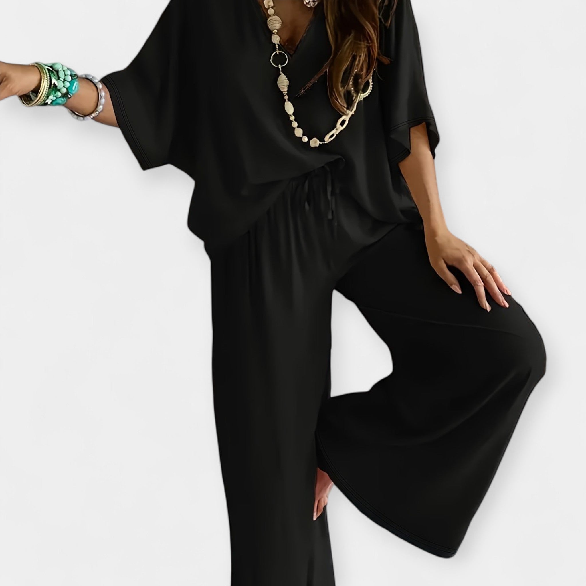 Easy Set with Wide-Leg Pants and Blouse