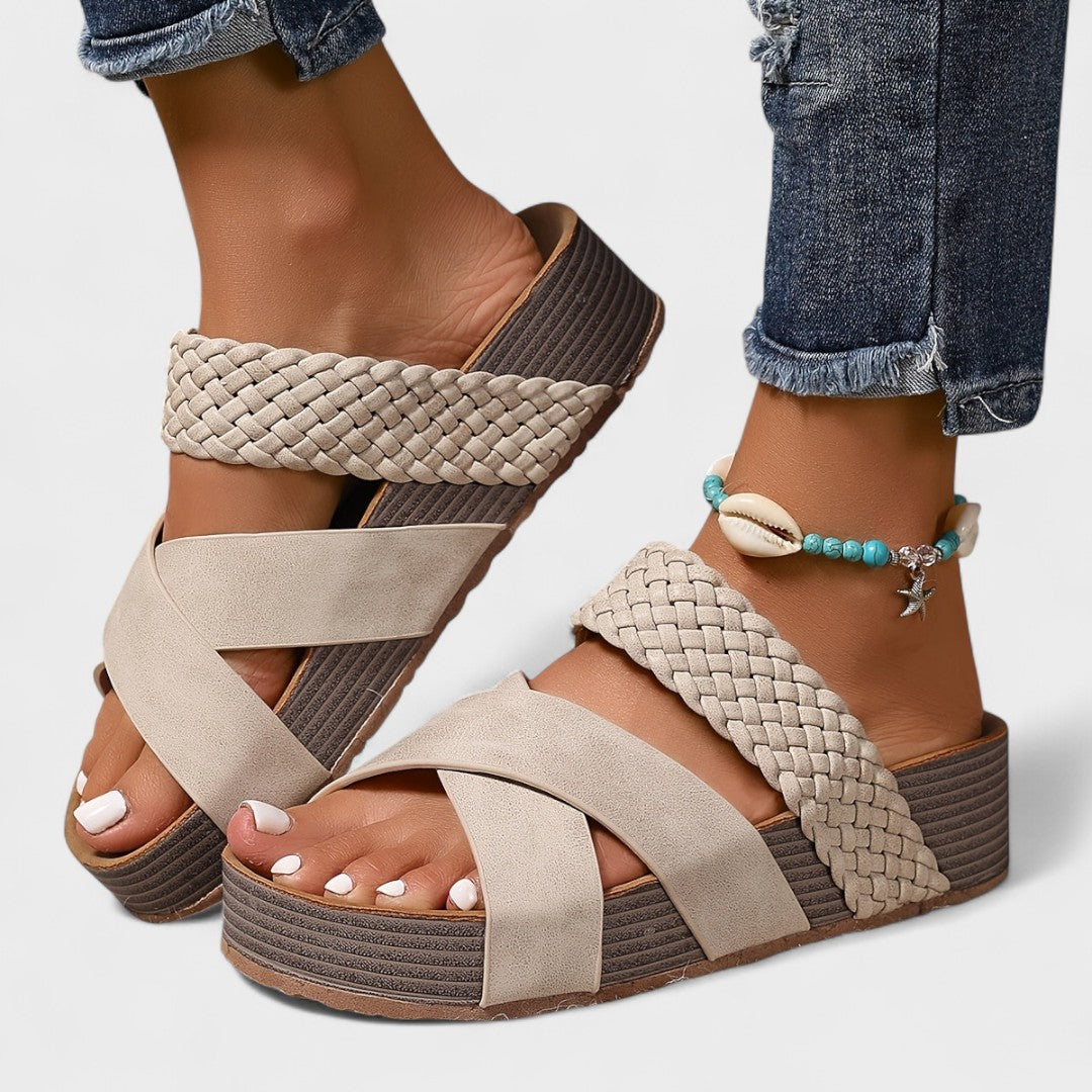 Buta - Orthopedic Leather Sandals