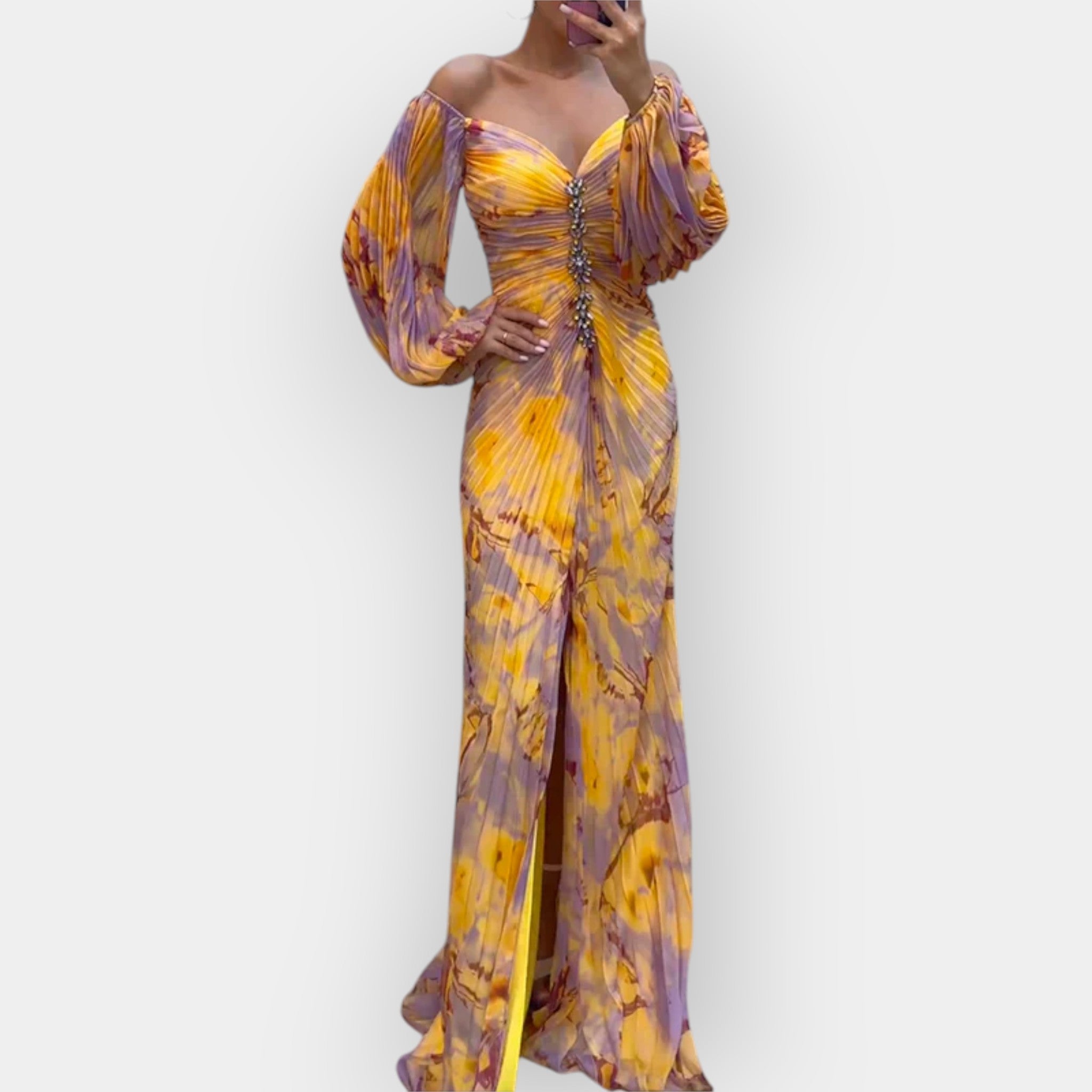 Light Dress with Cutout