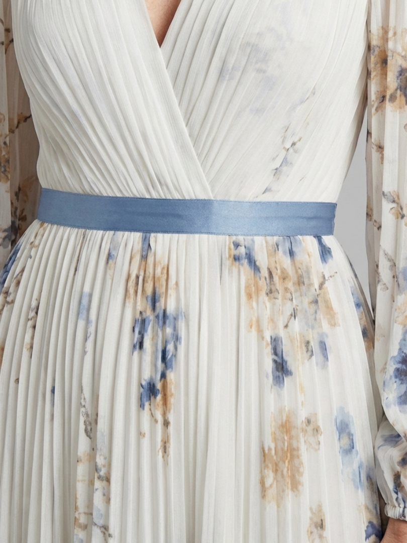 Lavinia | Floral V-Neck Long Sleeve Maxi Dress