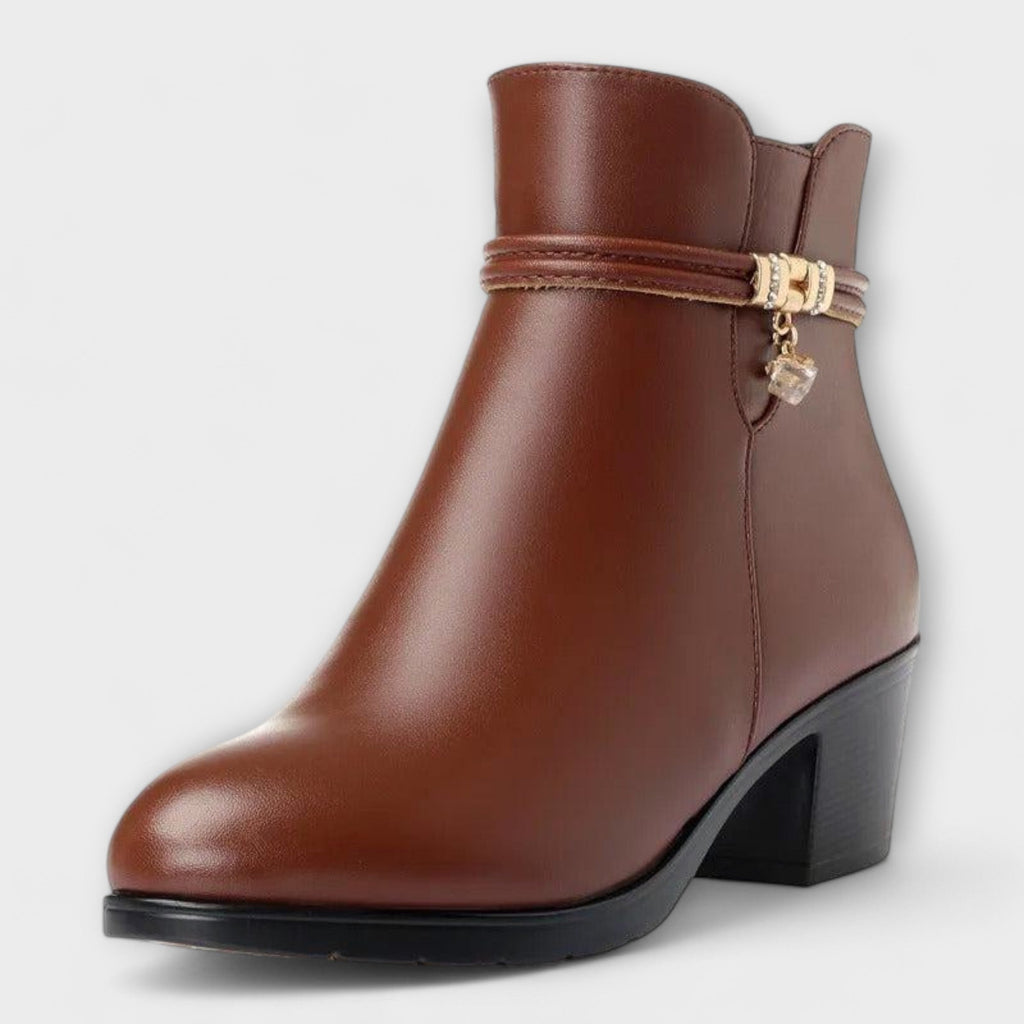 Rocío | Elegant and Comfortable Winter Ankle Boot with Zipper