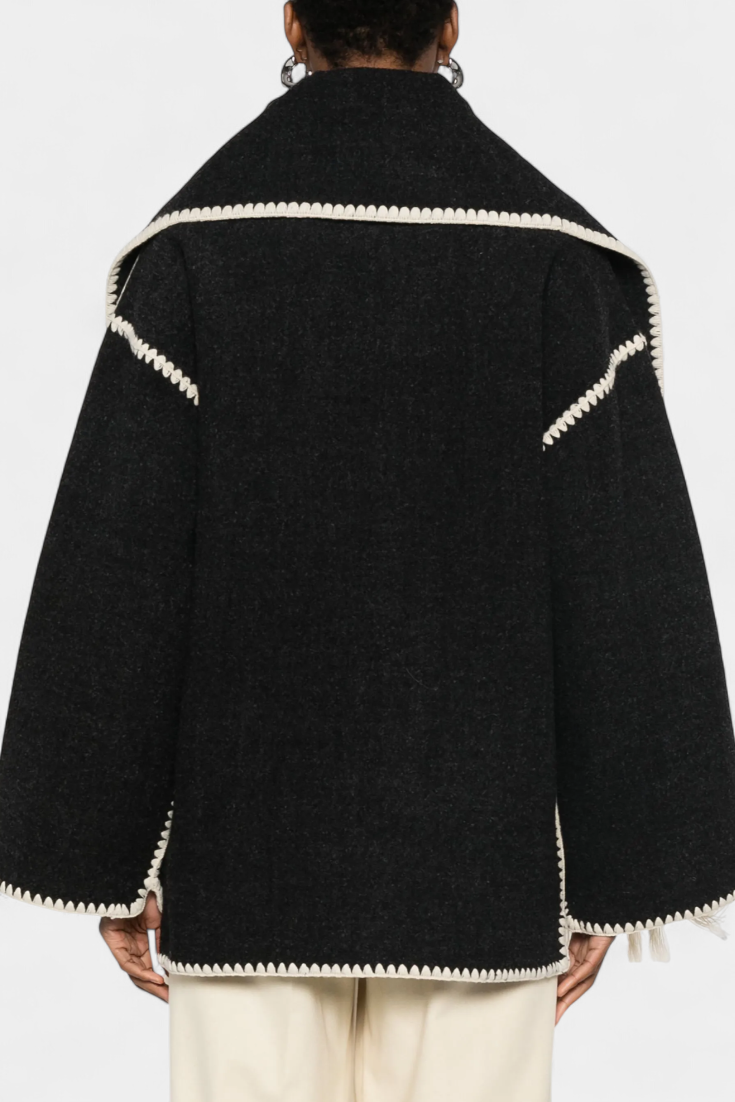 Pauline™ | Loose-Fitting Coat with Integrated Fringe Scarf
