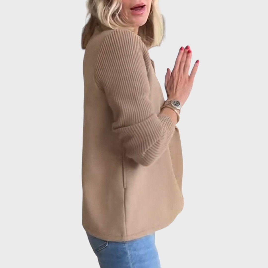 Warmth | Elegant Blazer with Knitted Sleeves