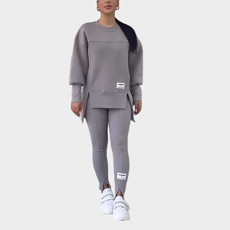 Women's Sports Set with Leggings and Modern Comfort
