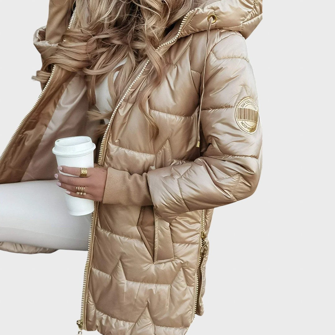 Sniegė | Long and warm quilted coat with a enveloping hood